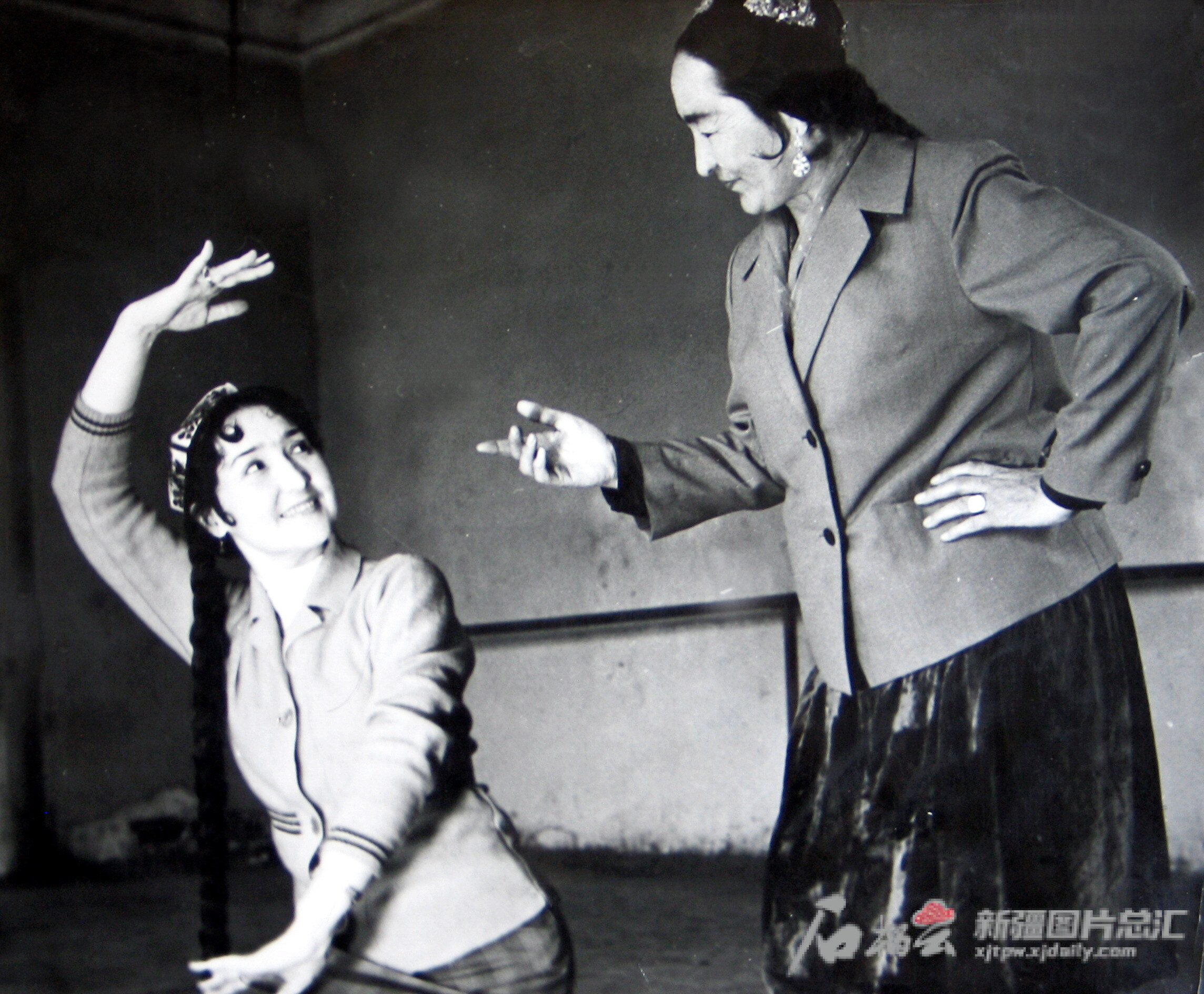 mmexport1695958061197