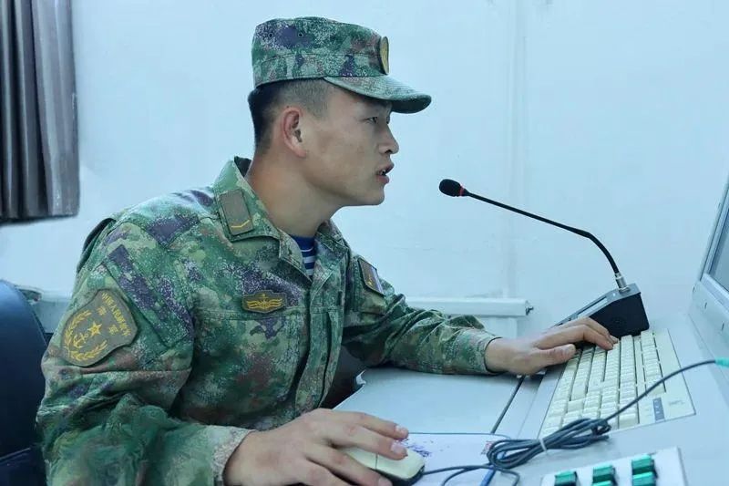 1701910127751334.jpeg?x-oss-process=style/w10 入伍5.jpeg?x-oss-process=style/w10