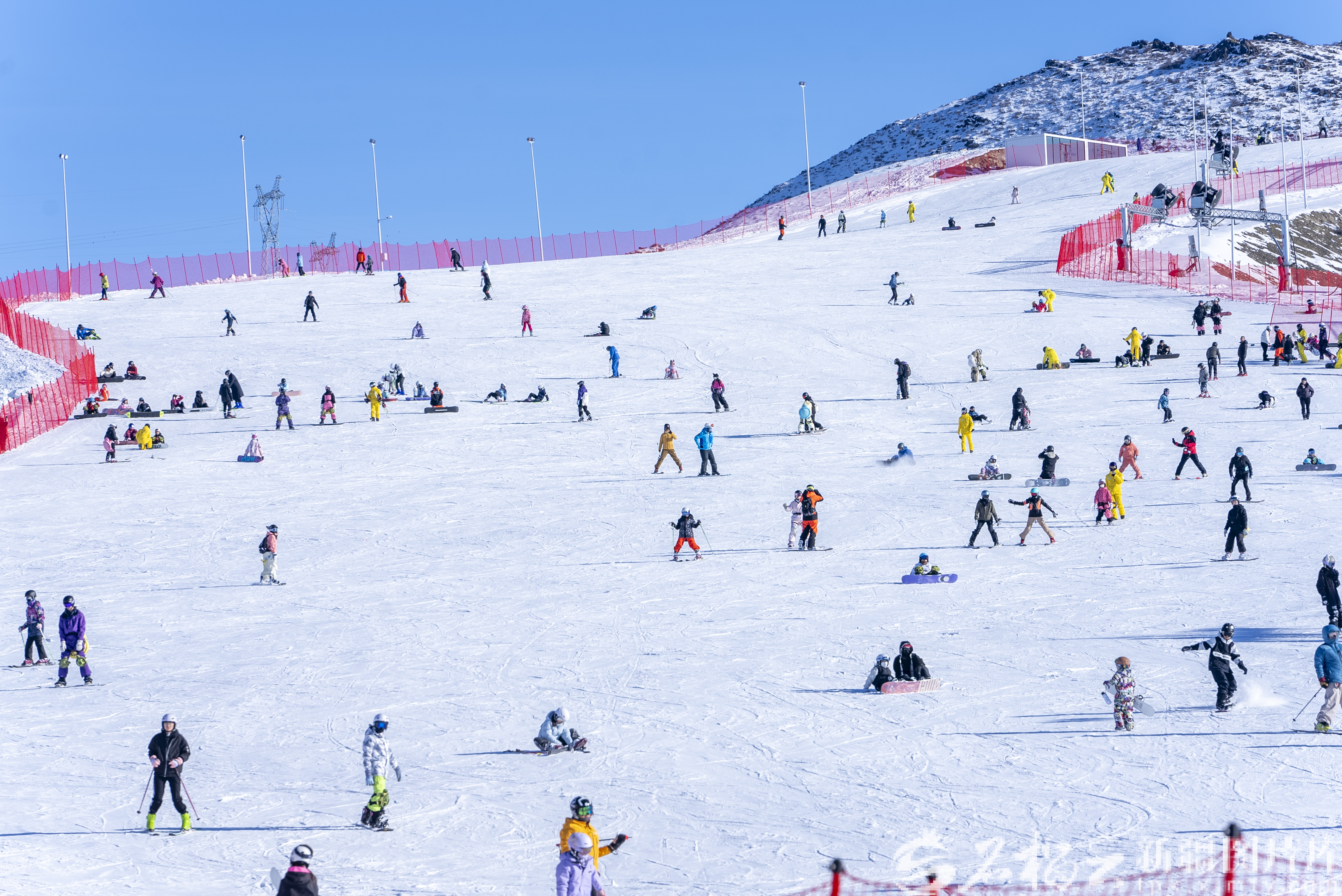 mmexport1764824003852